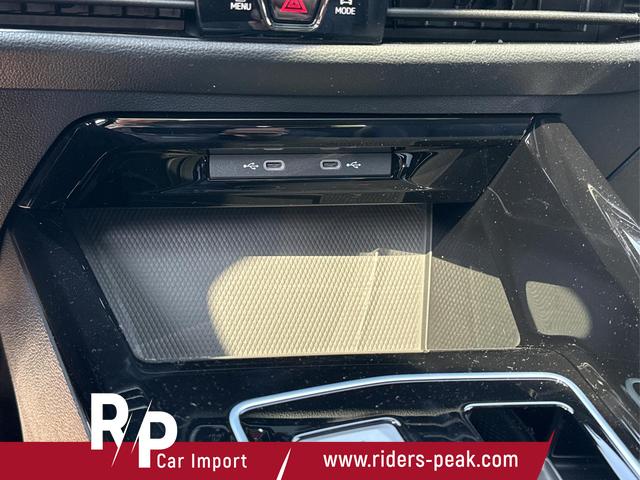 Volkswagen / Golf / Grau / / / PANO+KAMERA+ACC+LED-PLUS+18 ALU+SHZ+KESSY
