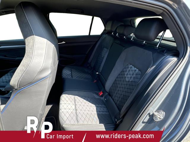 Volkswagen / Golf / Grau / / / KAMERA+ACC+LED-PLUS+18 ALU+SHZ+KESSY