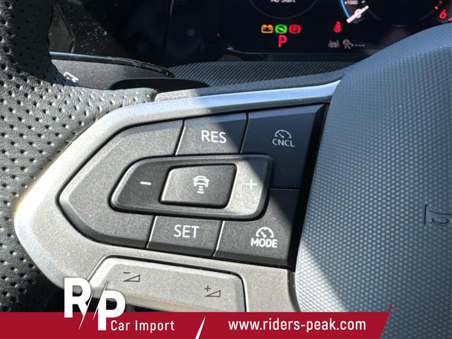 Volkswagen / Golf / Grau / / / KAMERA+ACC+LED-PLUS+18 ALU+SHZ+KESSY