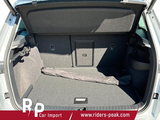 Skoda / Karoq / Silber / / / SHZ+ACC+KESSY+VICO+SMARTLINK+18'' ALU