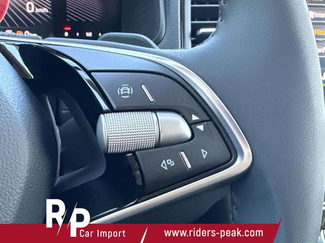 Skoda / Karoq / Silber / / / SHZ+ACC+KESSY+VICO+SMARTLINK+18'' ALU
