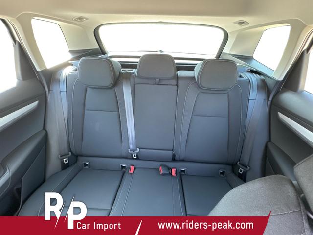 Skoda / Karoq / Silber / / / SHZ+ACC+KESSY+VICO+SMARTLINK+18'' ALU