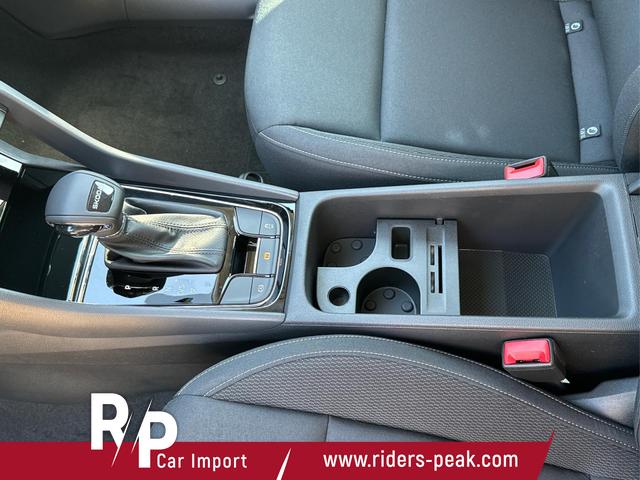 Skoda / Karoq / Schwarz / / / SHZ+ACC+KESSY+VICO+SMARTLINK+18'' ALU