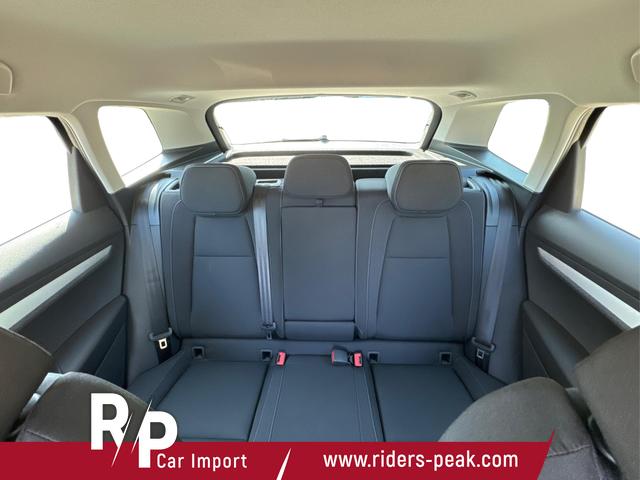 Skoda / Karoq / Schwarz / / / SHZ+ACC+KESSY+VICO+SMARTLINK+18'' ALU