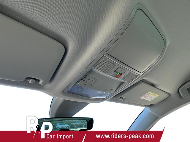 Skoda / Karoq / Schwarz / / / SHZ+ACC+KESSY+VICO+SMARTLINK+18'' ALU