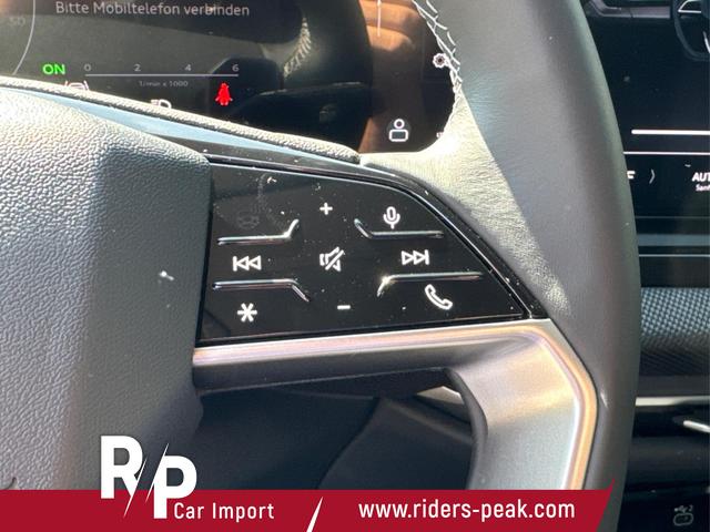 Audi / A5 Avant / / / / AHK+KAMERA+EL. HECKKL.+NAVI+SHZ+17 LM