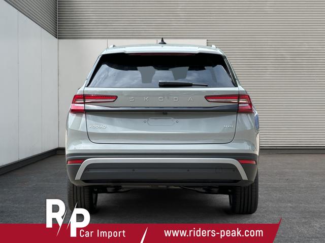 Skoda / Kodiaq / Grau / / / 4WD+DSG+NAVI+19'' ALU+ACC+KAMERA