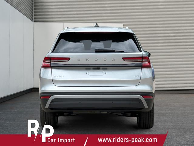 Skoda / Kodiaq / Silber / / / 4WD+DSG+NAVI+19'' ALU+ACC+KAMERA
