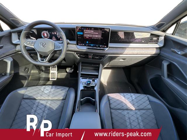 Volkswagen / Tayron / Schwarz / / / 7 SITZE+PANO+NAVI+ACC+KAMERA+EL.HECKKL.