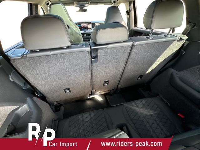 Volkswagen / Tayron / Schwarz / / / 7 SITZE+PANO+NAVI+ACC+KAMERA+EL.HECKKL.