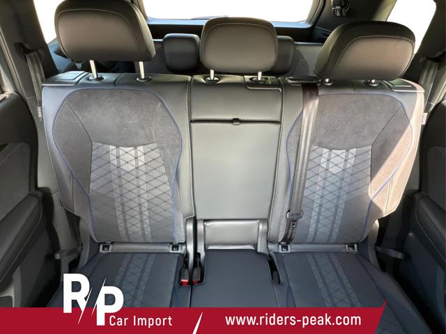 Volkswagen / Tayron / Grau / / / 7 SITZE+PANO+NAVI+ACC+KAMERA+EL. HECKKL.