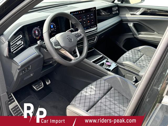 Volkswagen / Tiguan / Schwarz / / / DSG+HARMAN+20 ALU+MATRIX+MASSAGE+ACC+KAMERA