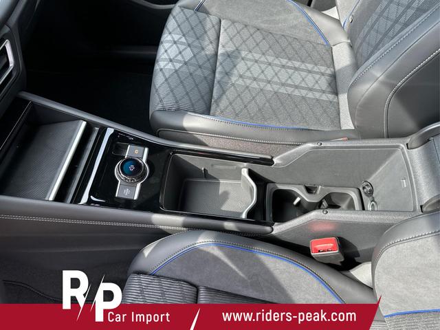 Volkswagen / Tiguan / Schwarz / / / DSG+HARMAN+20 ALU+MATRIX+MASSAGE+ACC+KAMERA