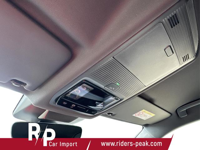 Volkswagen / Tiguan / Schwarz / / / DSG+HARMAN+20 ALU+MATRIX+MASSAGE+ACC+KAMERA