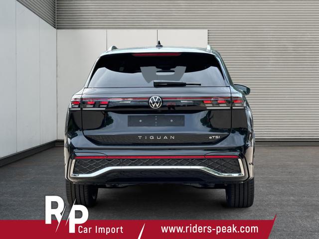 Volkswagen / Tiguan / Schwarz / / / DSG+HARMAN+20 ALU+MATRIX+MASSAGE+ACC+KAMERA