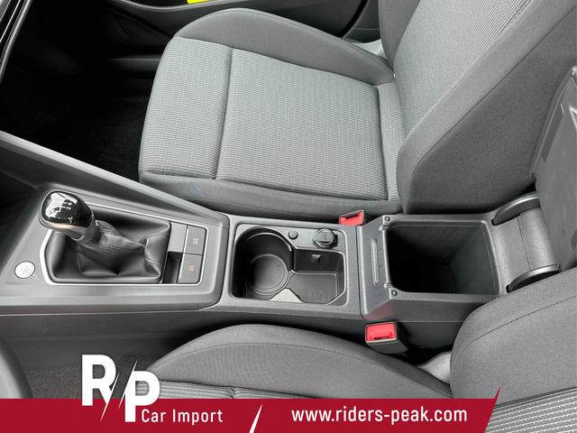 Volkswagen / Golf / Grau / / / S SHZ+KLIMA+APP CONNECT+PDC+LED+READY2DISCOVER