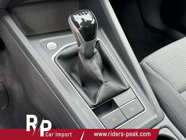 Volkswagen / Golf / Grau / / / S SHZ+KLIMA+APP CONNECT+PDC+LED+READY2DISCOVER
