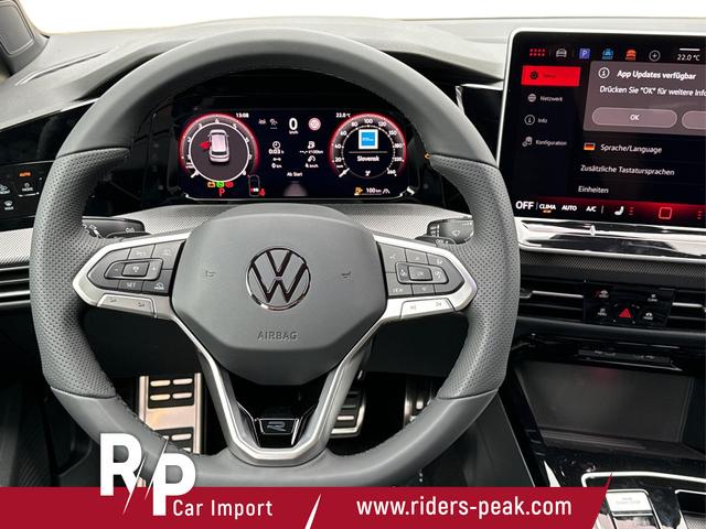 Volkswagen / Golf / Schwarz / / / 360° KAMERA+LED-PLUS+SHZ+ACC+18 ALU