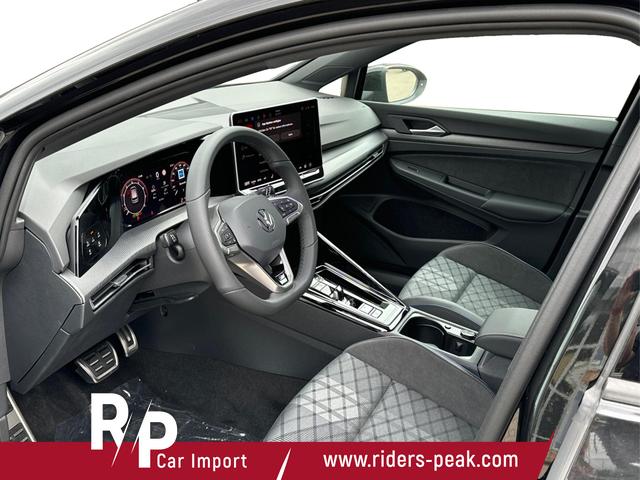 Volkswagen / Golf / Schwarz / / / 360° KAMERA+LED-PLUS+SHZ+ACC+18 ALU