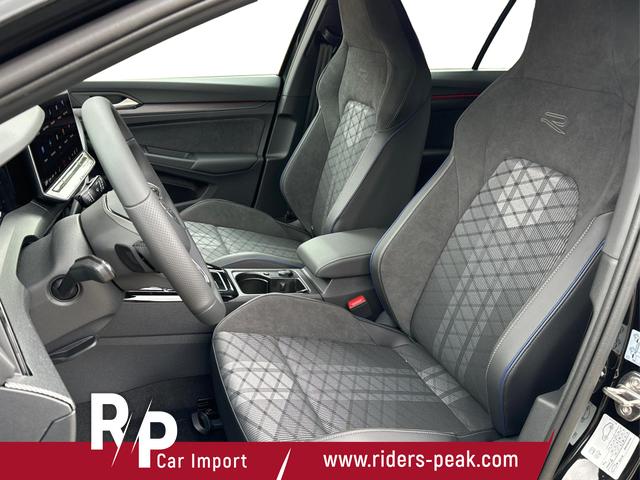 Volkswagen / Golf / Schwarz / / / 360° KAMERA+LED-PLUS+SHZ+ACC+18 ALU