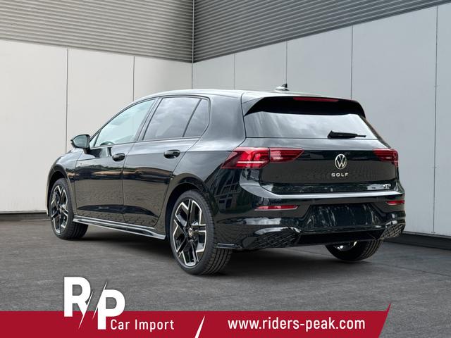 Volkswagen / Golf / Schwarz / / / 360° KAMERA+LED-PLUS+SHZ+ACC+18 ALU