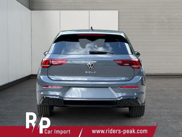 Volkswagen / Golf / Grau / / / FACELIFT+360°+LED-PLUS+SHZ+ACC