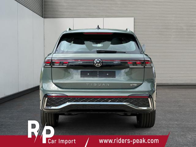 Volkswagen / Tiguan / Grün / / / DSG+AHK+HUD+NAVI+MATRIX+EL. HECK.+20 ALU