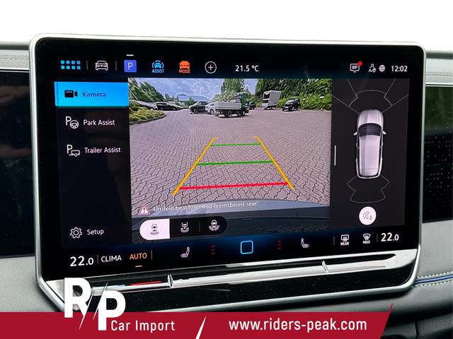 Volkswagen / Tiguan / Grün / / / DSG+AHK+HUD+NAVI+MATRIX+EL. HECK.+20 ALU