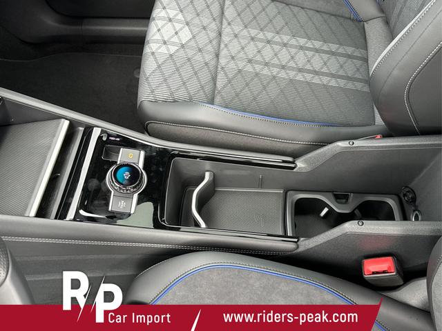 Volkswagen / Tiguan / Grün / / / DSG+AHK+HUD+NAVI+MATRIX+EL. HECK.+20 ALU