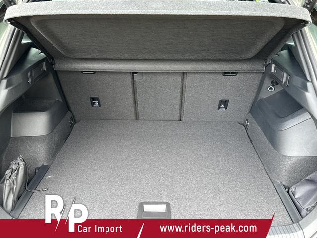 Volkswagen / Tiguan / Grün / / / DSG+AHK+HUD+NAVI+MATRIX+EL. HECK.+20 ALU