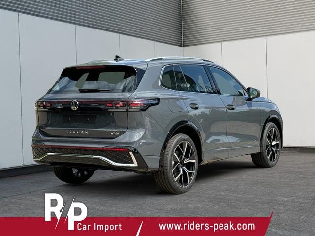 Volkswagen / Tiguan / Grau / / / DSG+AHK+HUD+NAVI+MATRIX+EL. HECK.+20 ALU