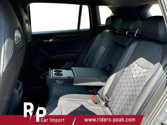 Volkswagen / Tiguan / Grau / / / DSG+AHK+HUD+NAVI+MATRIX+EL. HECK.+20 ALU