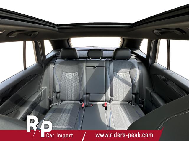 Volkswagen / Tiguan / Grau / / / DSG+AHK+HUD+NAVI+MATRIX+EL. HECK.+20 ALU