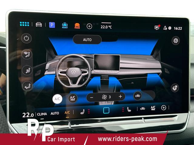 Volkswagen / Golf / Blau / / / FACELIFT+IQ.LIGHT MATRIX BLACK+360°