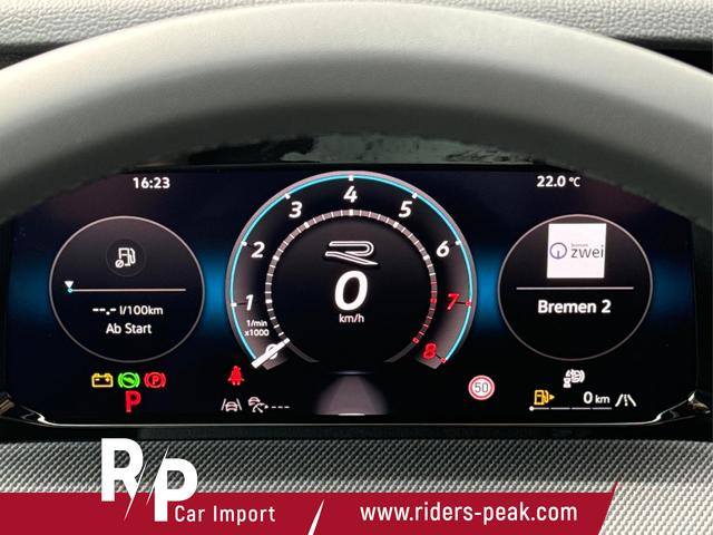 Volkswagen / Golf / Blau / / / FACELIFT+IQ.LIGHT MATRIX BLACK+360°