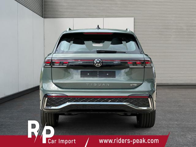 Volkswagen / Tiguan / Grün / / / DSG+AHK+HUD+NAVI+MATRIX+EL. HECK.+20 ALU