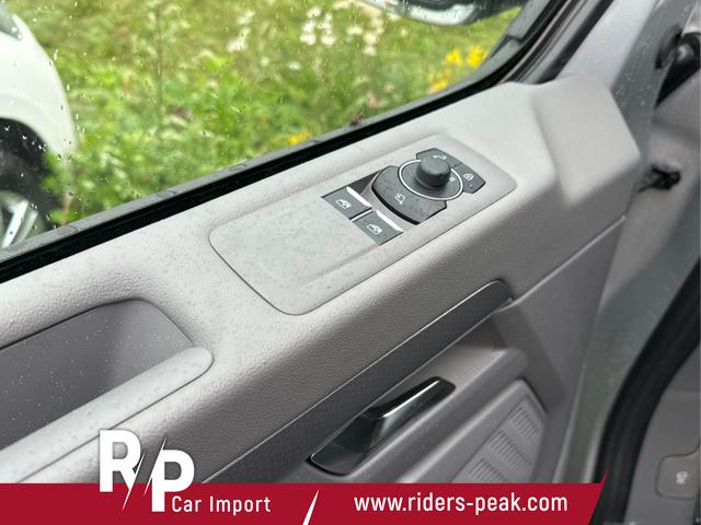 Volkswagen / T7 Caravelle / / / / KR+ MATRIX-LED+NAVI.+ SHZ+KAMERA+ PDC