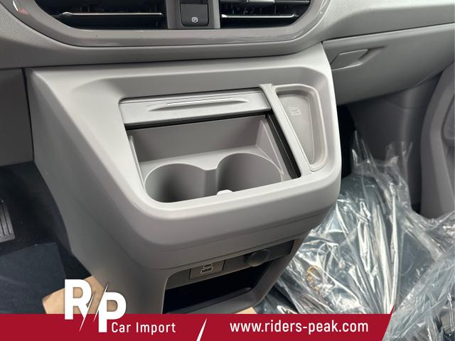 Volkswagen / T7 Caravelle / / / / KR+ MATRIX-LED+NAVI.+ SHZ+KAMERA+ PDC