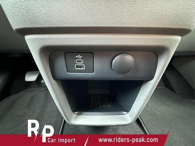 Volkswagen / T7 Caravelle / / / / KR AHK+MATRIX+NAVI+SOUND+ACC+SHZ+KAMERA+PDC