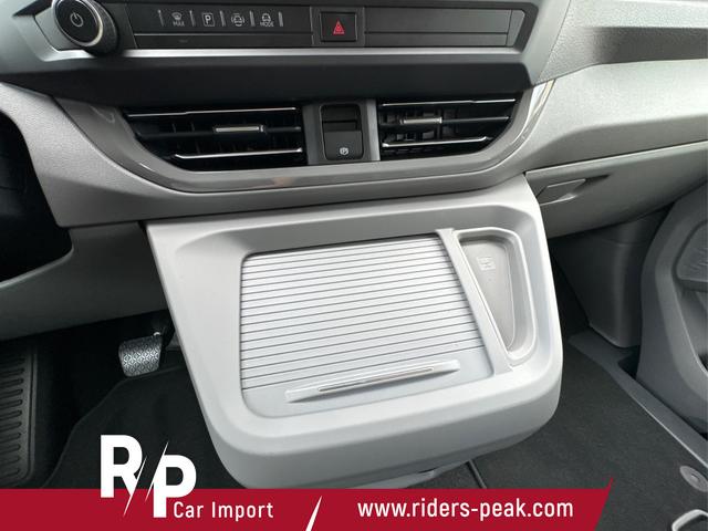 Volkswagen / T7 Caravelle / / / / KR AHK+MATRIX+NAVI+SOUND+ACC+SHZ+KAMERA+PDC