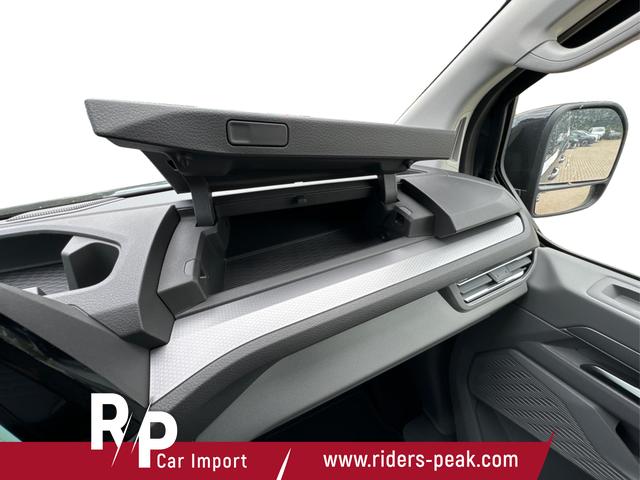 Volkswagen / T7 Caravelle / / / / KR AHK+MATRIX+NAVI+SOUND+ACC+SHZ+KAMERA+PDC