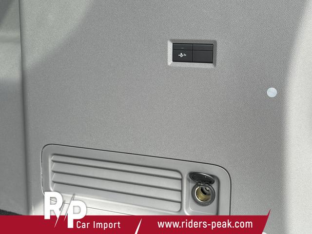 Volkswagen / T7 Caravelle / / / / KR+ MATRIX-LED+NAVI.+ SHZ+KAMERA+ PDC