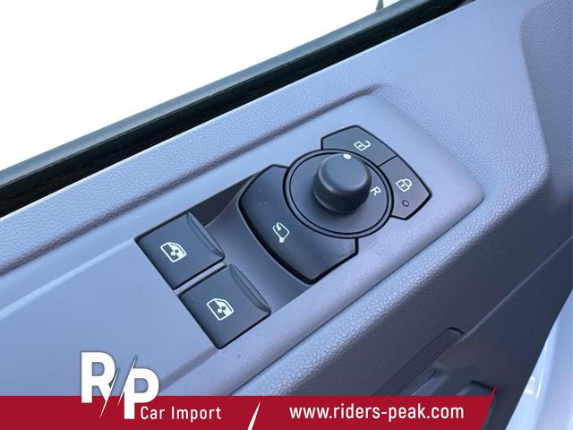 Volkswagen / T7 Caravelle / / / / LR+ KLIMAAUT.+ KAMERA+ PDC+ LED