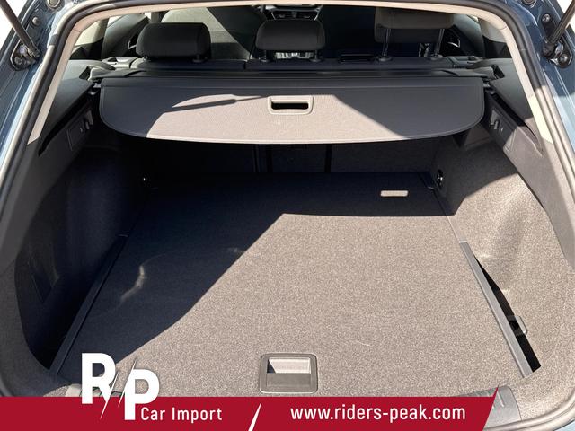 Seat / Leon Sportstourer / Blau / / / DSG+KAMERA+ACC+SHZ+KLIMA+FULLLINK+LED