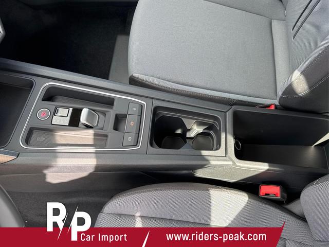 Seat / Leon Sportstourer / Blau / / / DSG+KAMERA+ACC+SHZ+KLIMA+FULLLINK+LED