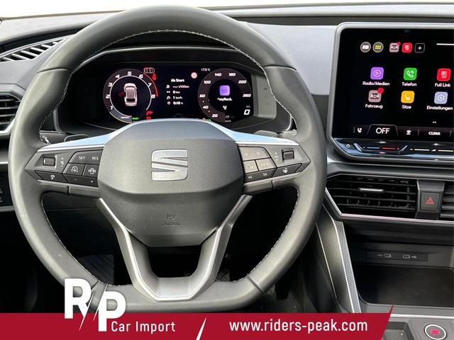 Seat / Leon Sportstourer / Grau / / / 1,5 eTSI DSG+ACC+LED+SHZ+CAM+Licht u. Sicht