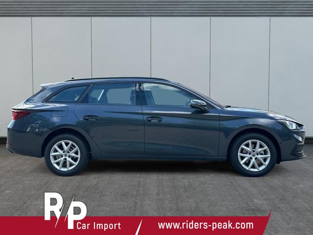 Seat / Leon Sportstourer / Grau / / / 1,5 eTSI DSG+ACC+LED+SHZ+CAM+Licht u. Sicht