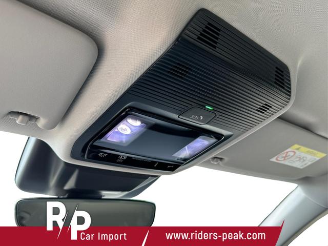 Seat / Leon Sportstourer / Grau / / / 1,5 eTSI DSG+ACC+LED+SHZ+CAM+Licht u. Sicht