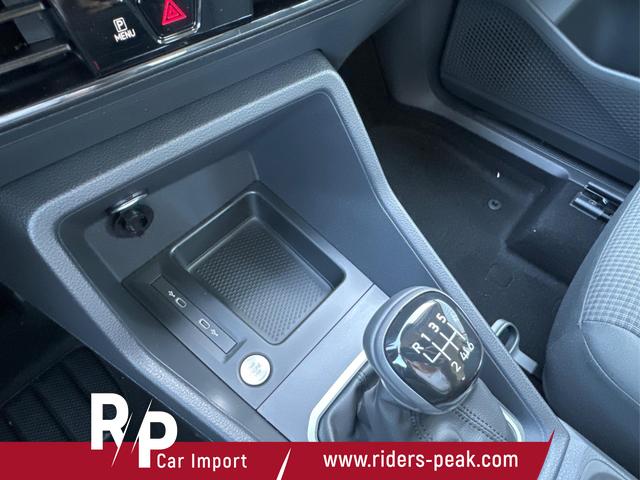 Volkswagen / Caddy Maxi / Weiß / / / Caddy Maxi LANE ASSIST+CAM+SHZ+KLIMA+GJR+GRA