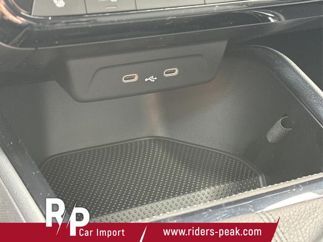 Skoda / Fabia / / / / ACC+SHZ+KAMERA+PDC+LED